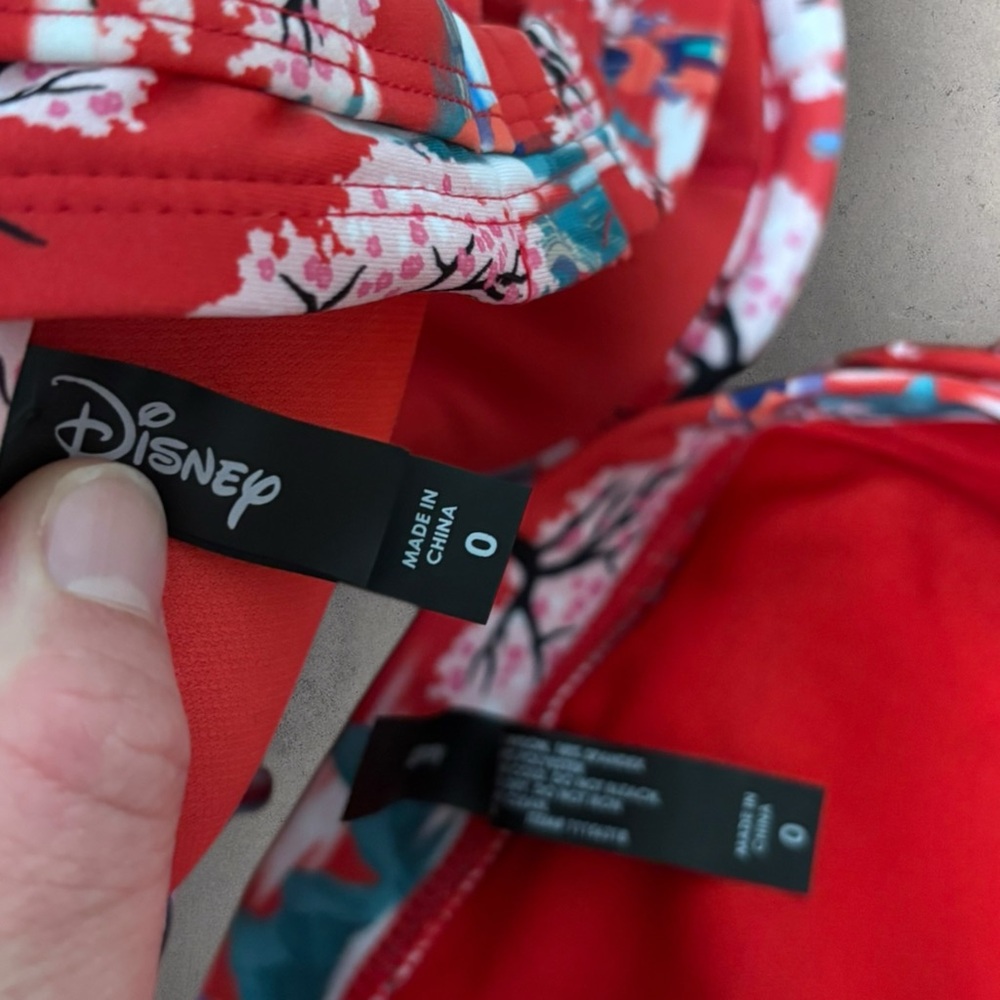 Hot topic Disney Mulan retro two piece swimsuit - Picture 4 of 9